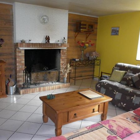 Gite Clevacances Dans Le Finistere Scrignac Exteriör bild
